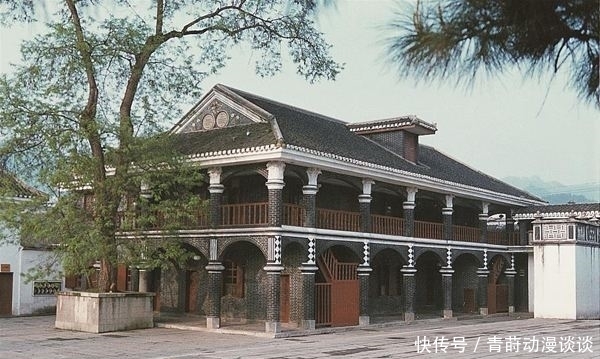 主席|他在长征时“护驾有功”,曾3次被主席点将,55年成为开国中将