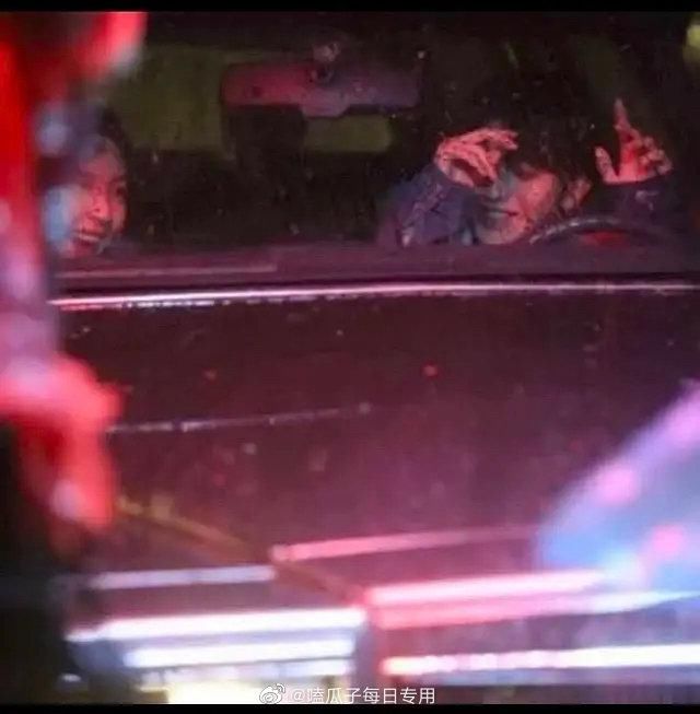 MV|蔡徐坤MV章若楠曝光,两人有cp感吗?