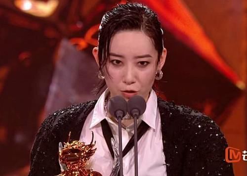  成团之夜|《浪姐》成团名单全揭晓，宁静万茜顺利出道，王霏霏落选让人意外