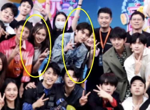  快乐大本营|蔡徐坤和baby又合体新综艺，大合照曝光，我只注意到两人的站位姿势