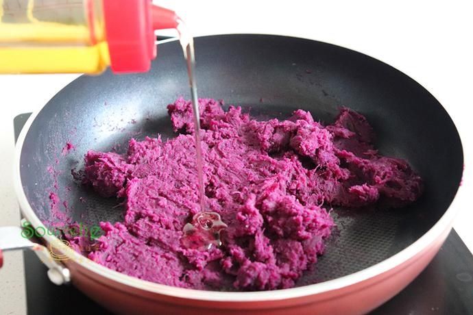 紫薯|自从学会做蔓越莓紫薯馅,每年中秋都炒十几锅,做月饼太好吃了!