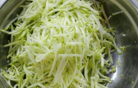 便可|我家孩子最爱此早餐,筷子搅一搅,手不用沾面,5分钟就上桌