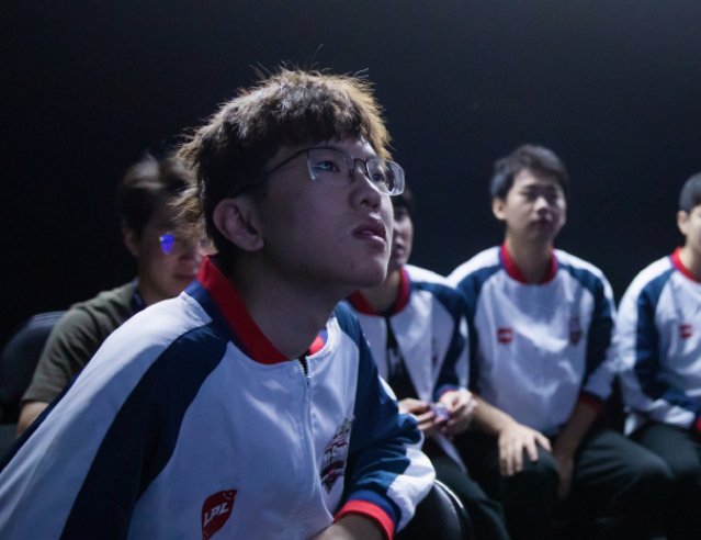 阿布立|阿布立军令状：如果再不出成绩我就请辞，明凯和我都耗不下去了