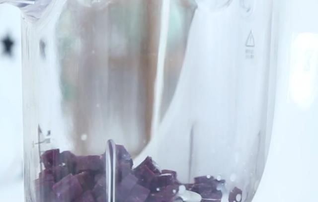 念念不忘|分享一款三色奶香发糕,甜香软嫩又营养,吃一次念念不忘