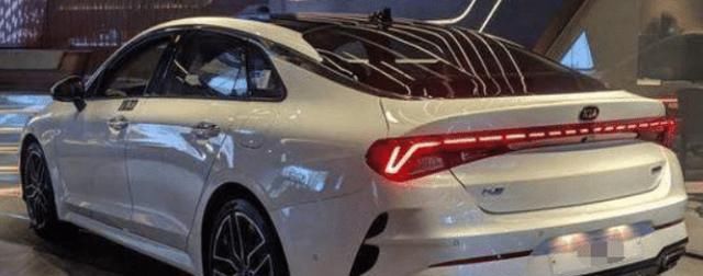  索纳塔|B级合资车的“新选择”，或终端15万左右起步！新车实力不输天籁