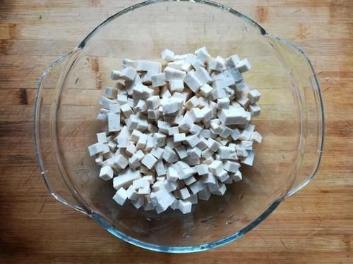  凉菜|简单又好做的家常凉菜，小葱拌豆腐，清淡爽口又嫩滑