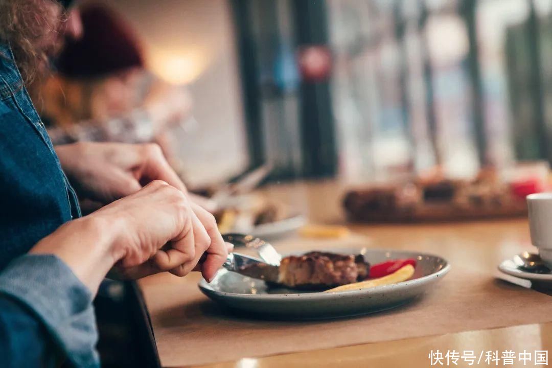 不吃主食就能减肥真有这种好事吗(不吃主食就能减肥，真有这种好事吗？)