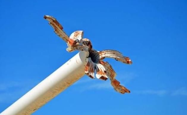 铁棒|枪管制造有多难,铸造件百分百炸膛,只能用铁棒钻孔