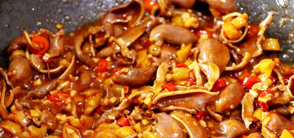 胃口|三伏天没有胃口?教你用鸭胗做一道菜,配上泡椒,太下饭了