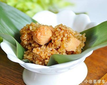 将鸡胸肉给|鸡肉的经典做法叉烧糯米鸡,味道独特又美味,做法简单又易学