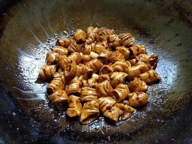 下酒|香而不腻的肥肠煲！零厨艺家常菜！下酒又下饭，好吃到爆