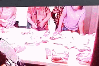  蹄髈|女子一顿啃了3斤猪蹄，结果被叫进派出所！原因令人无语