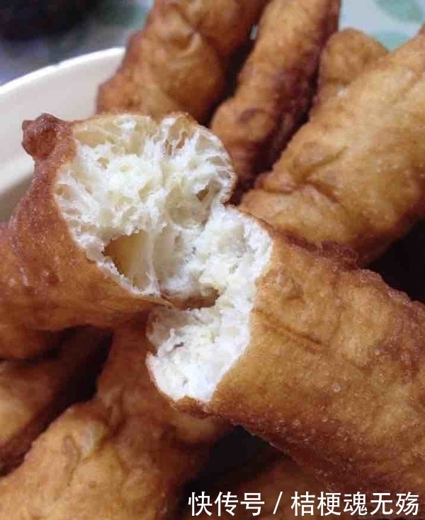 健康|70岁爷爷的健康油条秘方,几分钟就学会,早餐再也不用出去买了