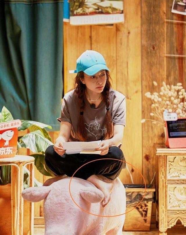  吴昕|小八卦：吴昕、孟美岐、鞠婧祎、刘诗诗