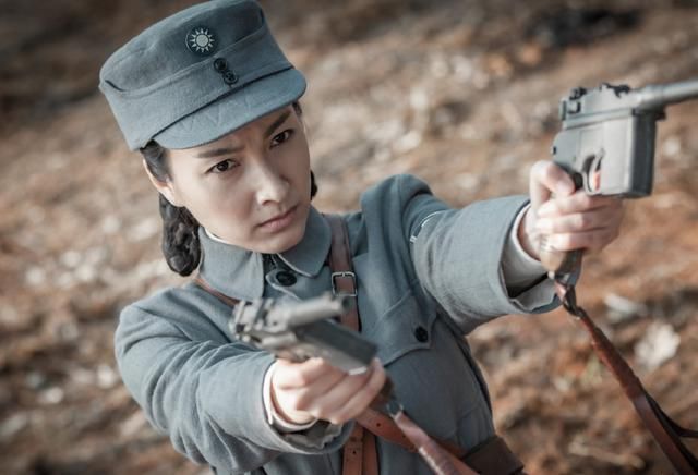  搭档|吴昕刚在《浪姐》被淘汰，转头就有新剧要播，搭档两大当红男演员