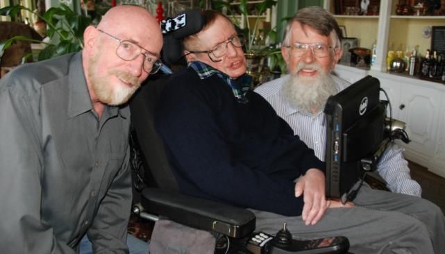 索恩|平行宇宙中的「星际穿越」