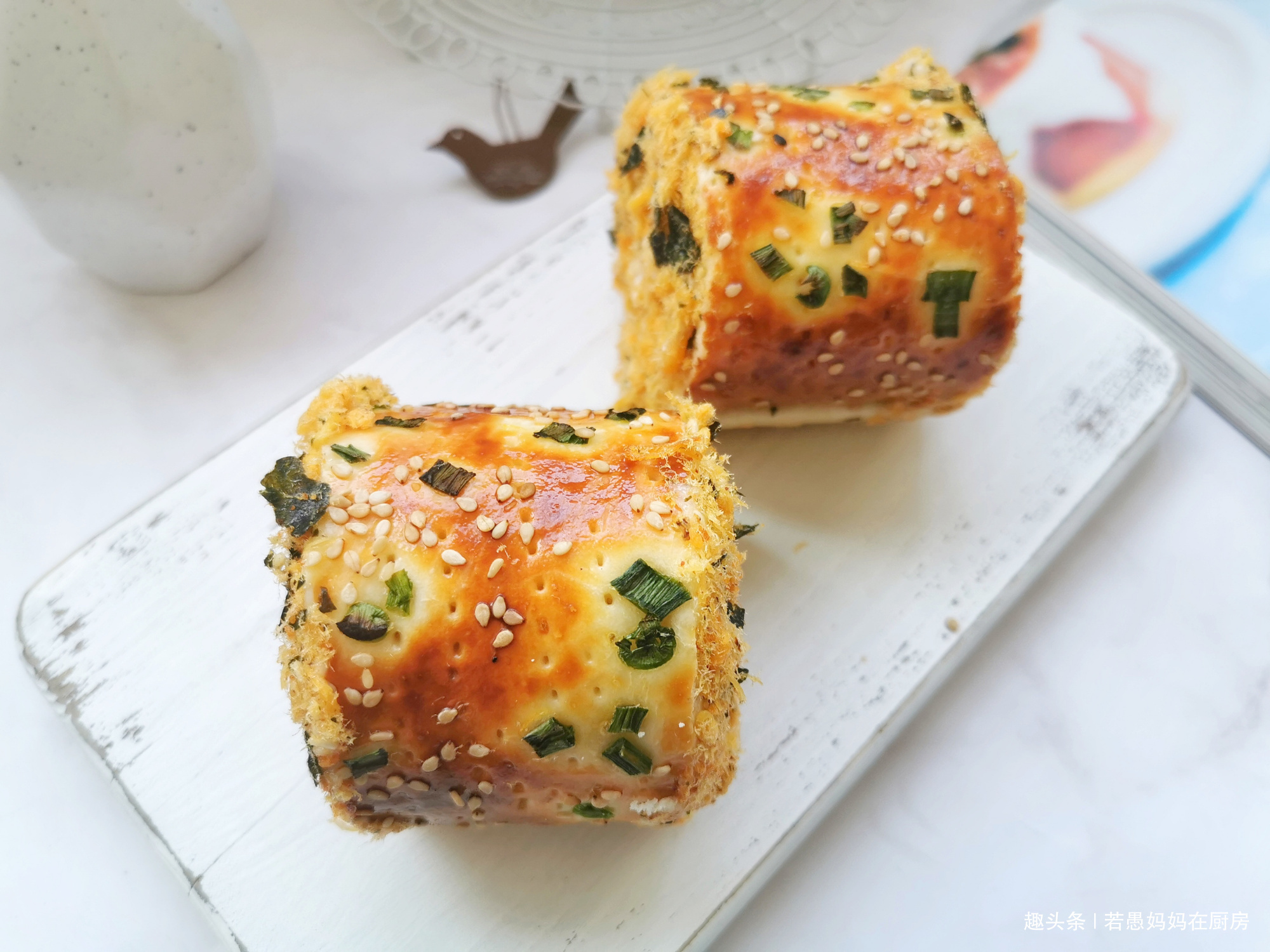  饼铛|自己在家做面包，3个动作15分钟揉出手套膜，烤箱电饼铛都能做