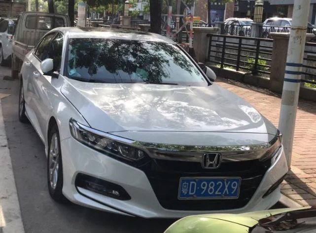 明明|曝光 | 澄海多位车主明明把车停在线内,却还是被抄牌!原来...