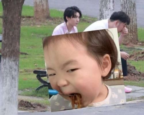  中餐厅|王俊凯录制《中餐厅》穿短裤，看到他露出的腿，快比上我胳膊了