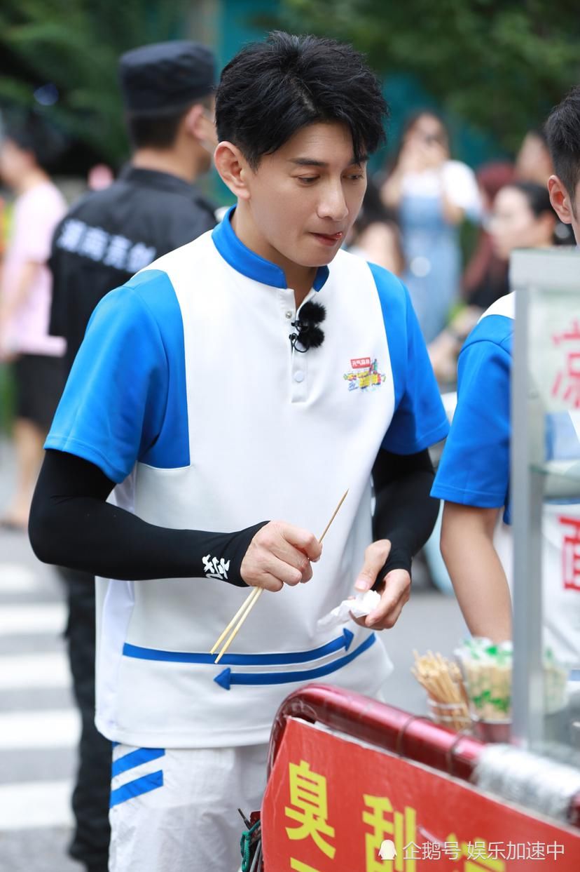  综艺|《元气满满的哥哥》首播收视破3 再创现象级综艺现场