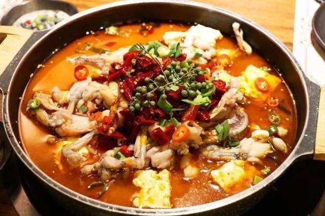  碰撞|红与绿的碰撞，椒麻肥牛的烹饪方法，满口酸爽与麻辣