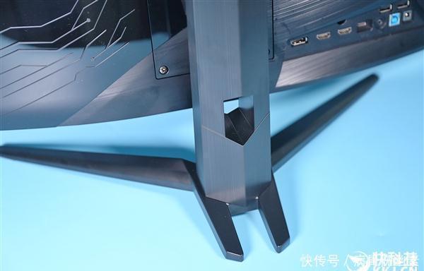 MAG322CQR|微星MAG322CQR显示器图赏1500曲面165Hz2K