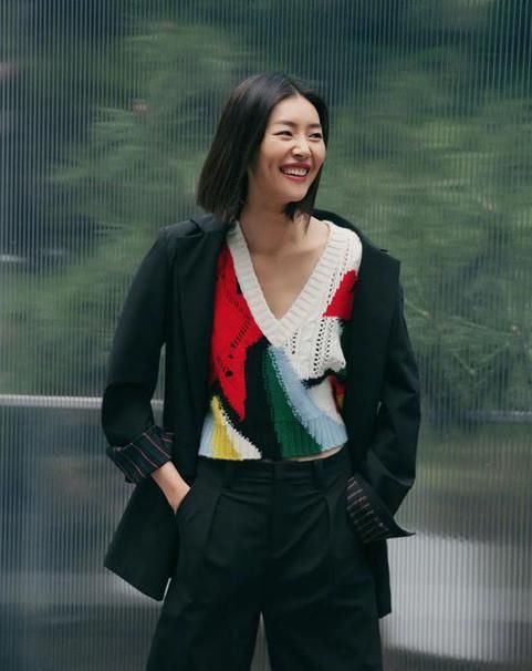  刘雯私服|周迅刘雯变综艺咖 我却种草了她们的“佛系”穿搭