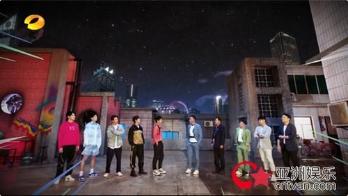  CP|《元气满满的哥哥》即将首播，看雅迪电动车和哥哥组CP