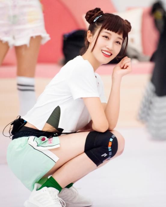  沙袋|蓝盈莹是否真努力，当镜头扫过，手脚上的沙袋说明一切