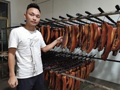 凤货|华德宇:搭乘短视频快车助力凤货出山村