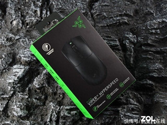 雷蛇毒蝰V3极速版鼠标评测：轻巧电竞助手