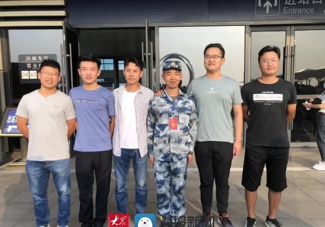  骄傲|一家人的骄傲！日照西站这一幕幕！震撼又泪目......