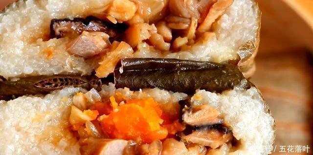 早餐|早餐店一个糯米鸡卖10元,教你在家做,软糯鲜香,出锅简单美味