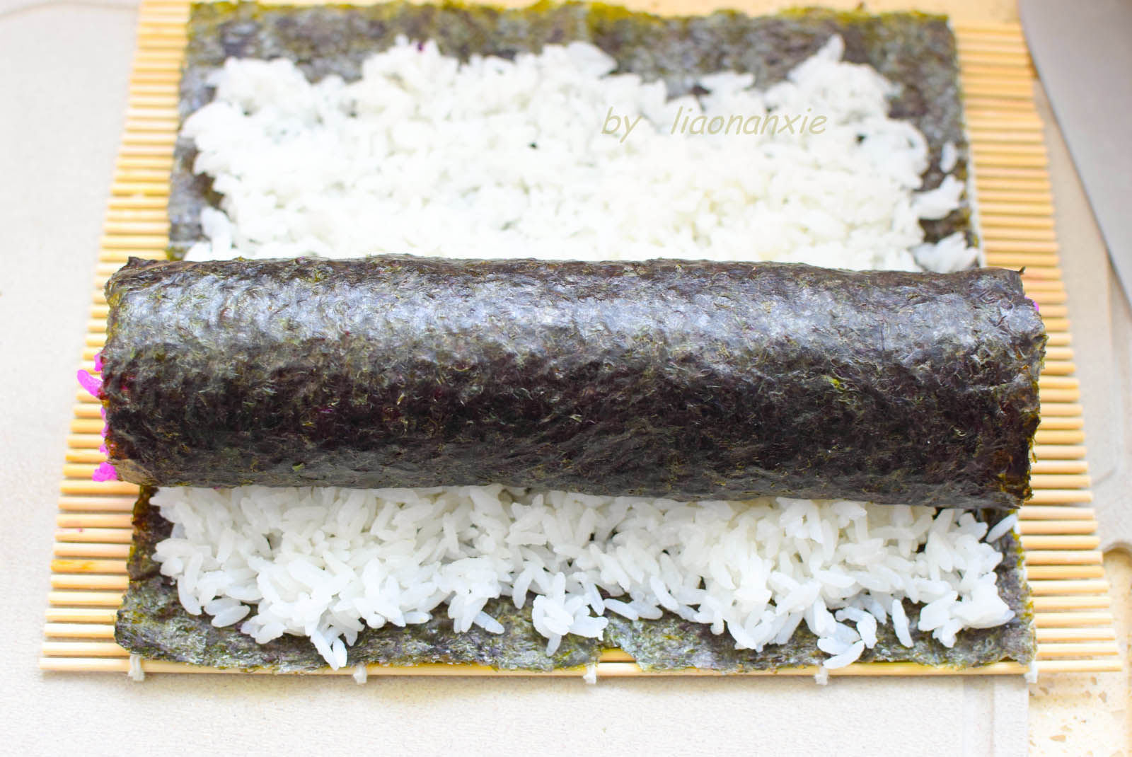 花型|老妈做寿司,粗心搞错了花型,孩子一块接一块吃,还说好吃,暖心