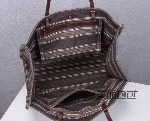  搭配|今年火爆时尚圈的思琳帆布tote包 都为你整理好了