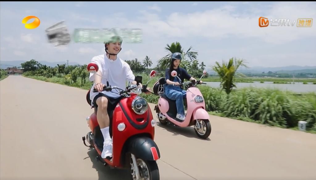  蛊吴|《向往的生活》何炅再现神奇魔术整蛊吴昕，新嘉宾到来欢乐持续