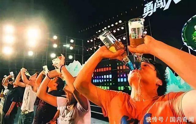 范增|鸿门宴上项羽赏赐给樊哙的生猪腿,实际上可能是熟的?