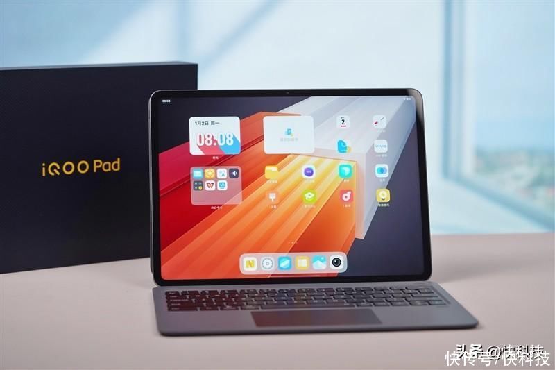 能用键鼠玩吃鸡的平板！iQOO Pad评测：12.1英寸大屏带来PC级体验