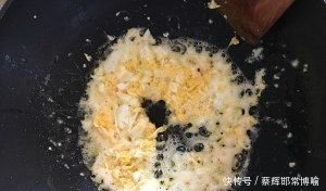 玉米|酱油炒饭+胡萝卜 玉米,营养美味简单