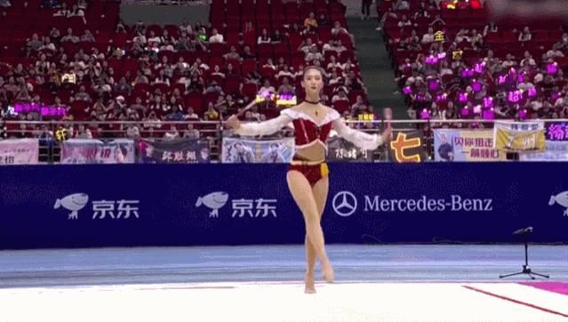  梁继远|好好的舞台，变成了娱乐圈大型相亲现场！恋情曝光后却都得分手？