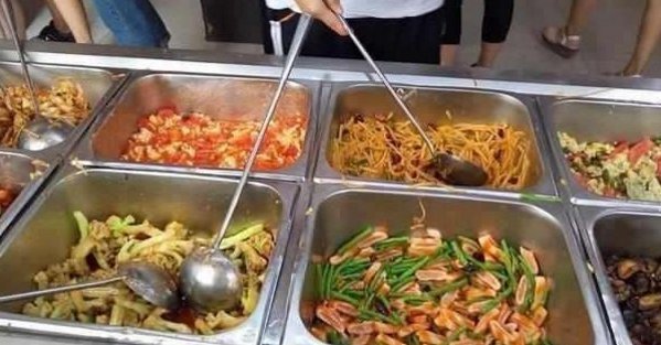 随便|只要交10元就能随便吃的自助餐厅,老板有一个“要求”,网友高