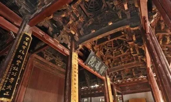 结网|此庙千年鸟不栖，蜘蛛不结网，甚至梁上无灰