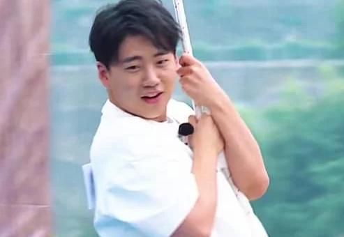  嘉宾也都非常|杨颖犯规帮助郭麒麟，节目组用10个澄清，是暖心大姐姐没错了