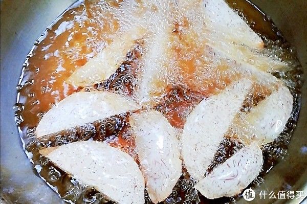 猪皮|芋头焖猪皮,多加这一物,上桌很抢着吃