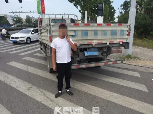 李某|拘留9日!浙江一托运站新招的这个驾驶员竟无证上路……