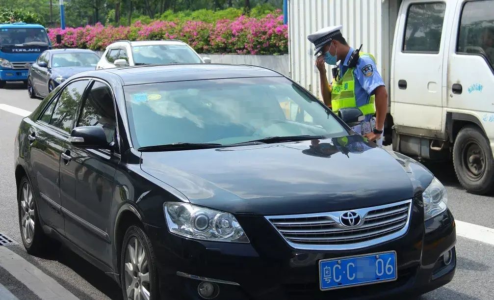 发现|今天交警全天候严查违法，上千司机吃罚单！这类违法被罚得最多！