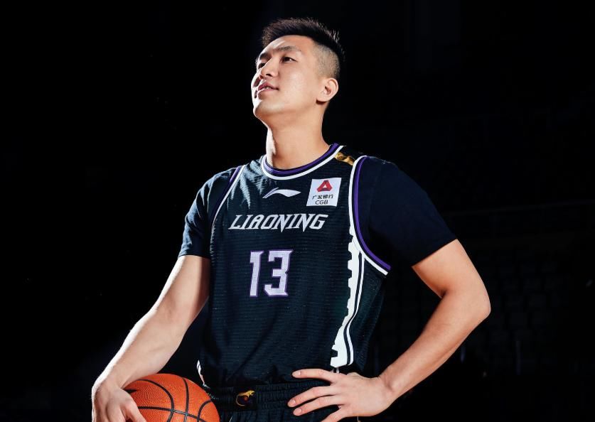 CBA|郭艾伦为何会惹人争议呢？他是CBA的第一控卫吗？