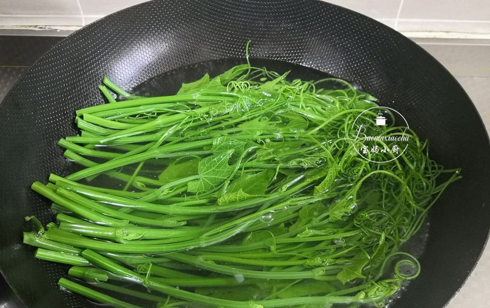  脆嫩|大热天，此菜贼抢手，遇到我从不还价，清爽脆嫩，晚餐吃一些好