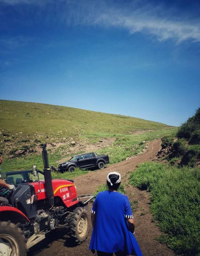  视频|长城炮出事了，越野居然会断拖车钩？