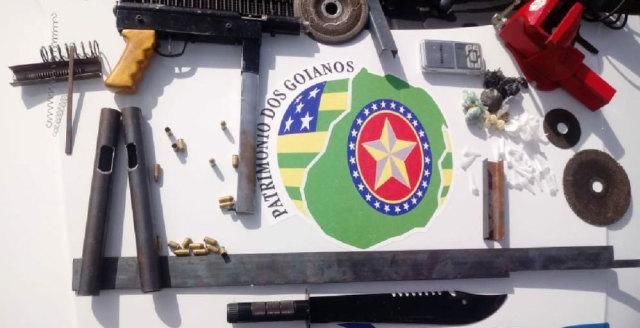  弹药|各国警方展示查获的非法自制枪械 疫情当前贼心不死 用铁管造黑枪